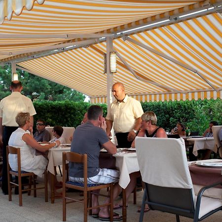 Pansion Burin Hotel Baška Eksteriør billede
