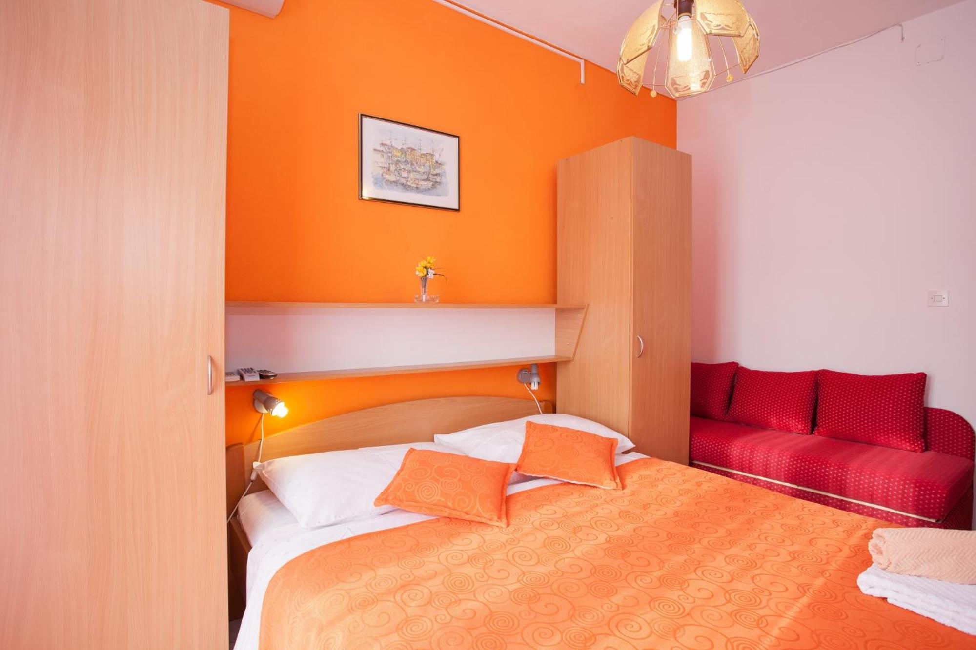 Pansion Burin Hotel Baška Værelse billede