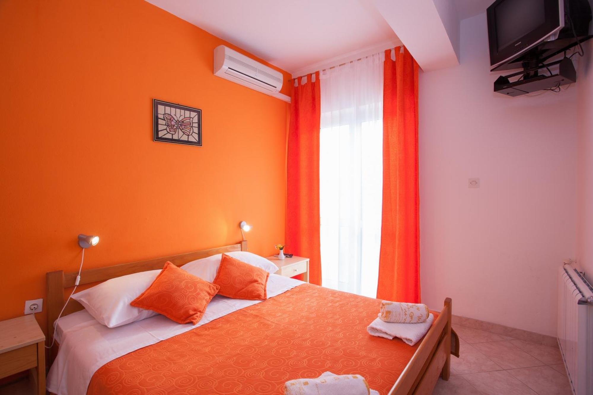 Pansion Burin Hotel Baška Værelse billede