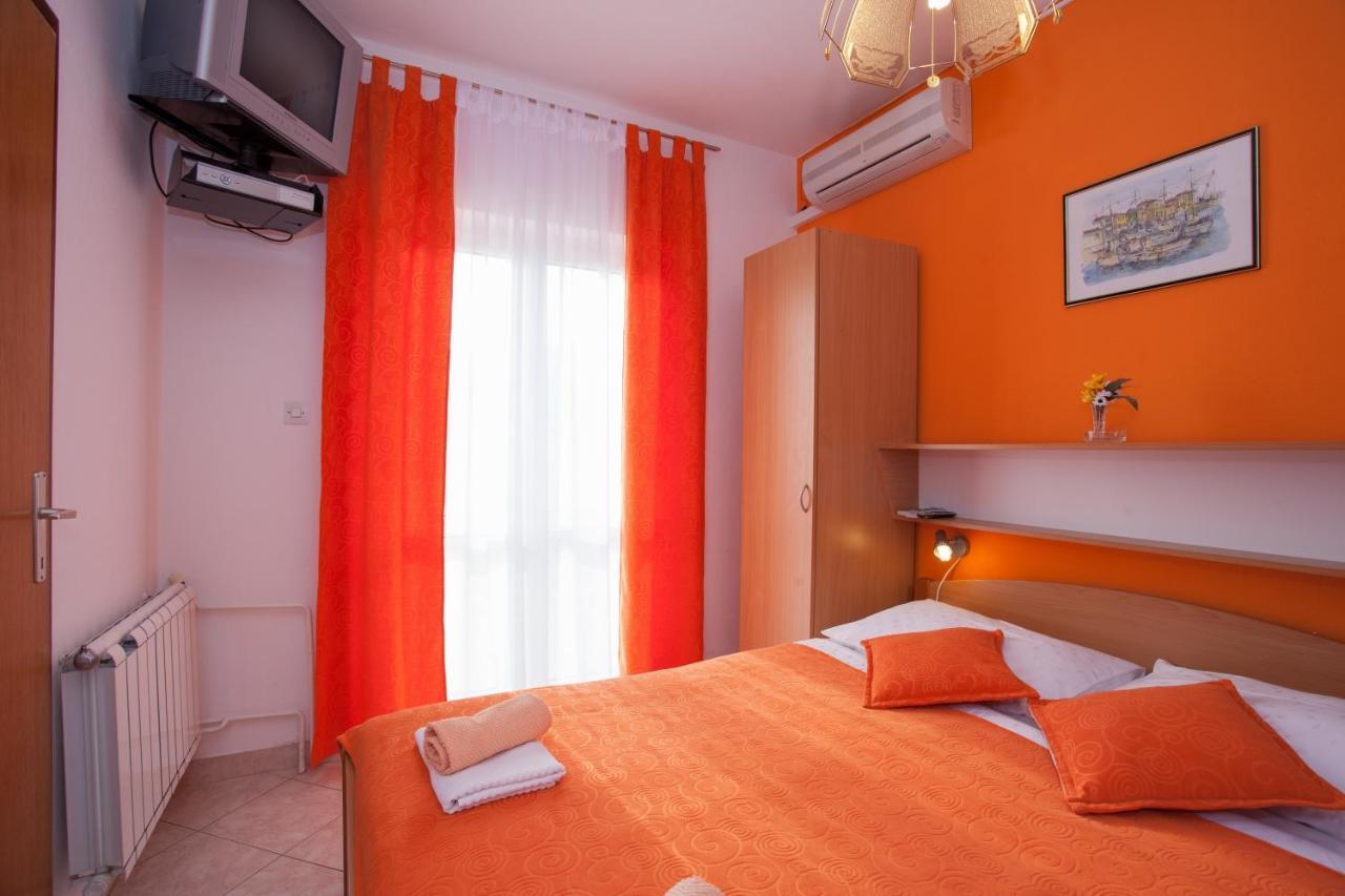 Pansion Burin Hotel Baška Værelse billede